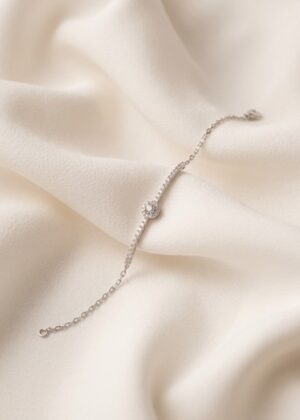 Dainty Bar Design Bracelet