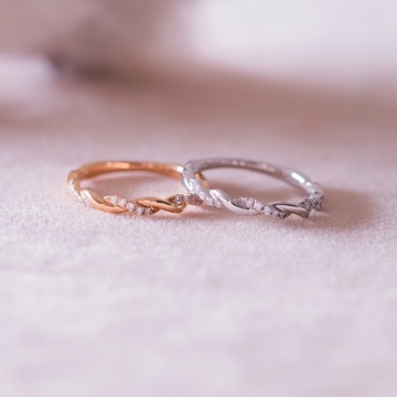 Delicate Twist Ring
