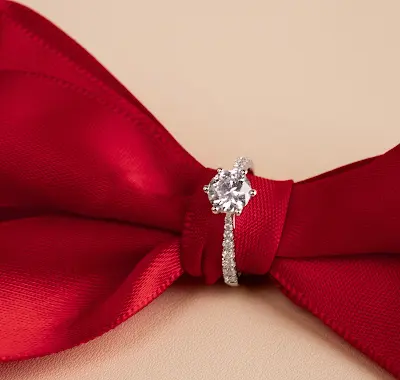 Classic Solitaire in 6 Prongs