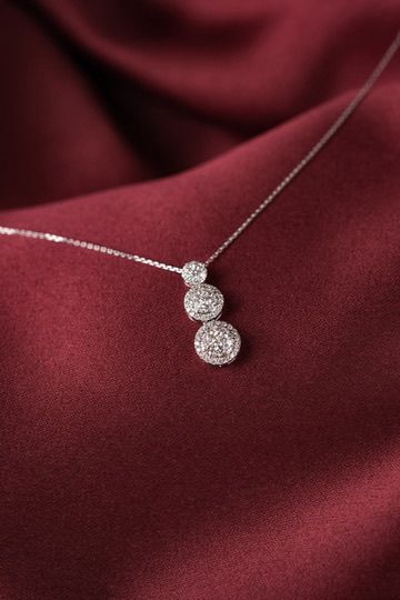 Three-Tier Round Diamond Cluster Pendant