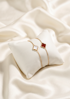 The Clover Bracelet