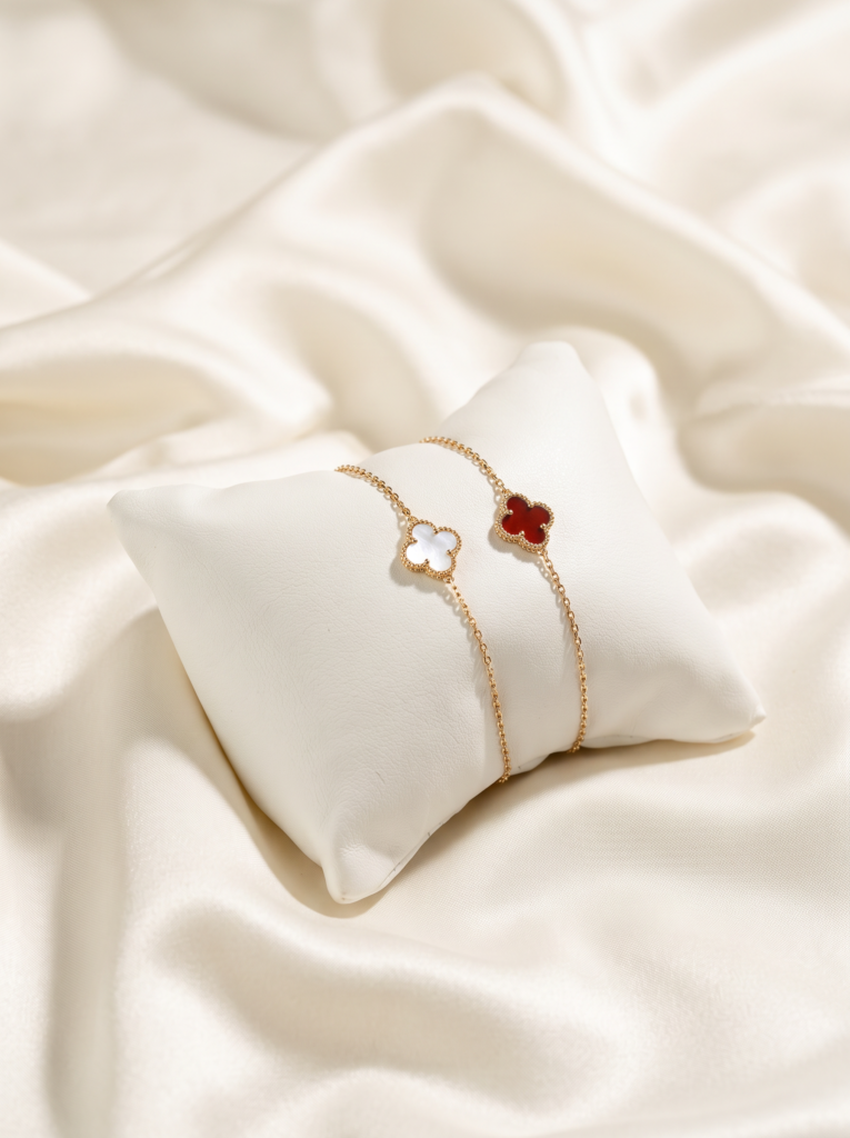 The Clover Bracelet
